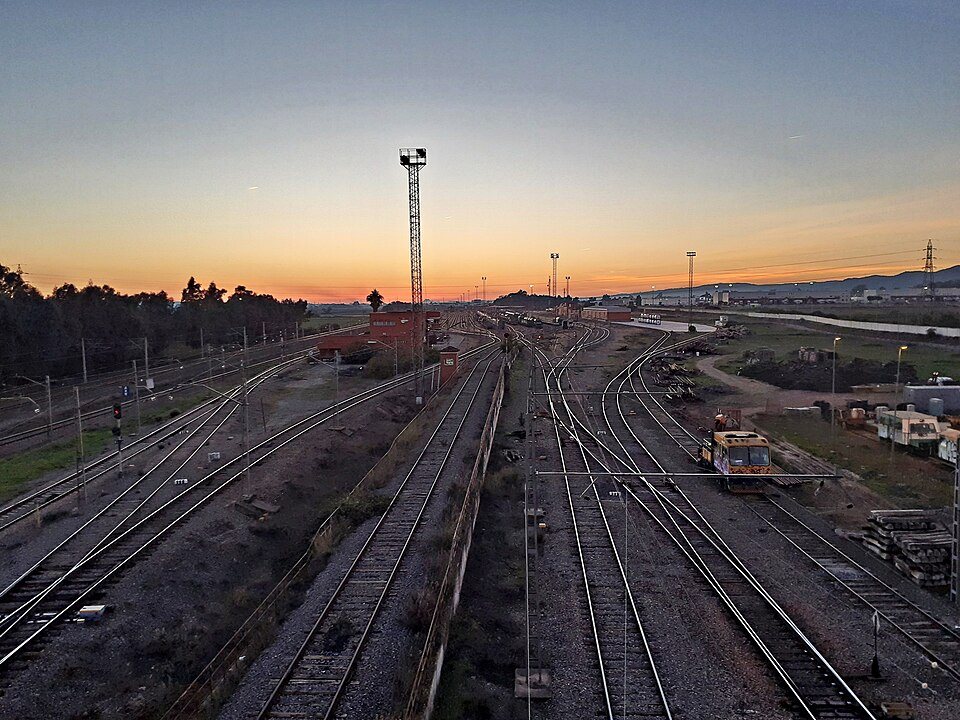 Estación de Córdoba Mercancías, atardecer