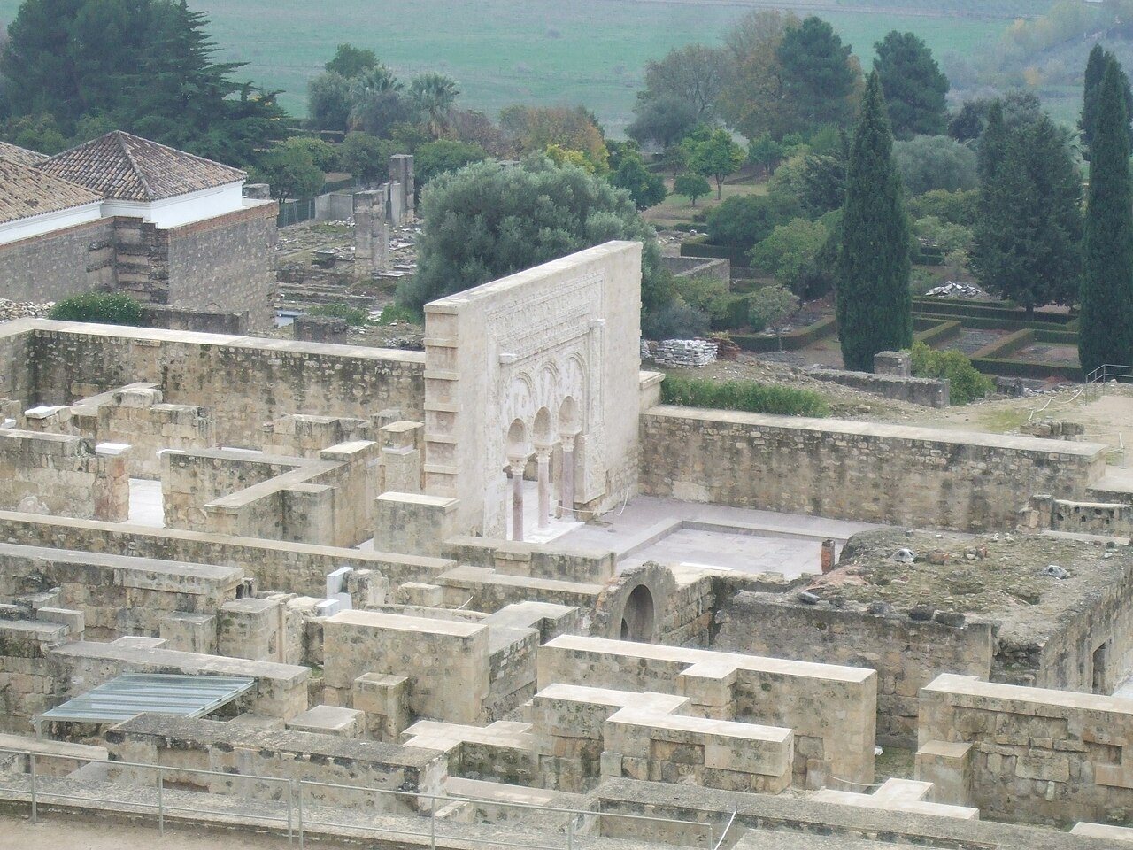 Getting to Medina Azahara: the shuttle, the site museum, and how long it takes
